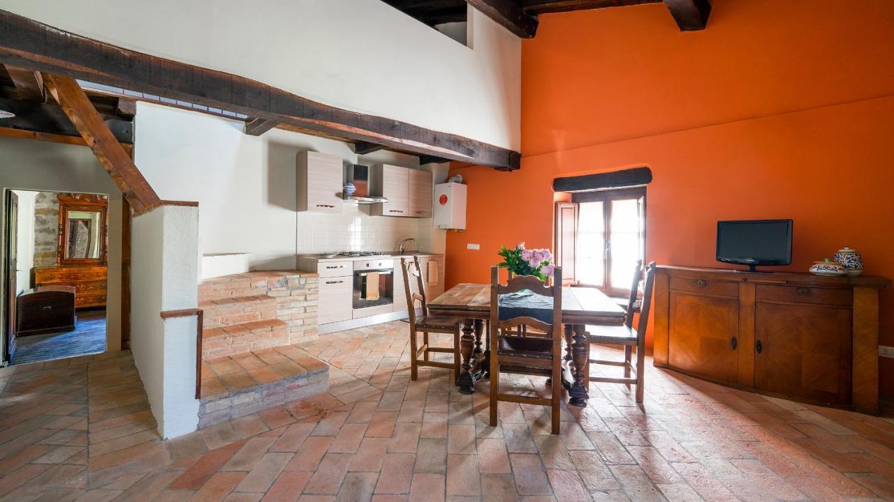 Agriturismo I Pietrini Perugia Bagian luar foto