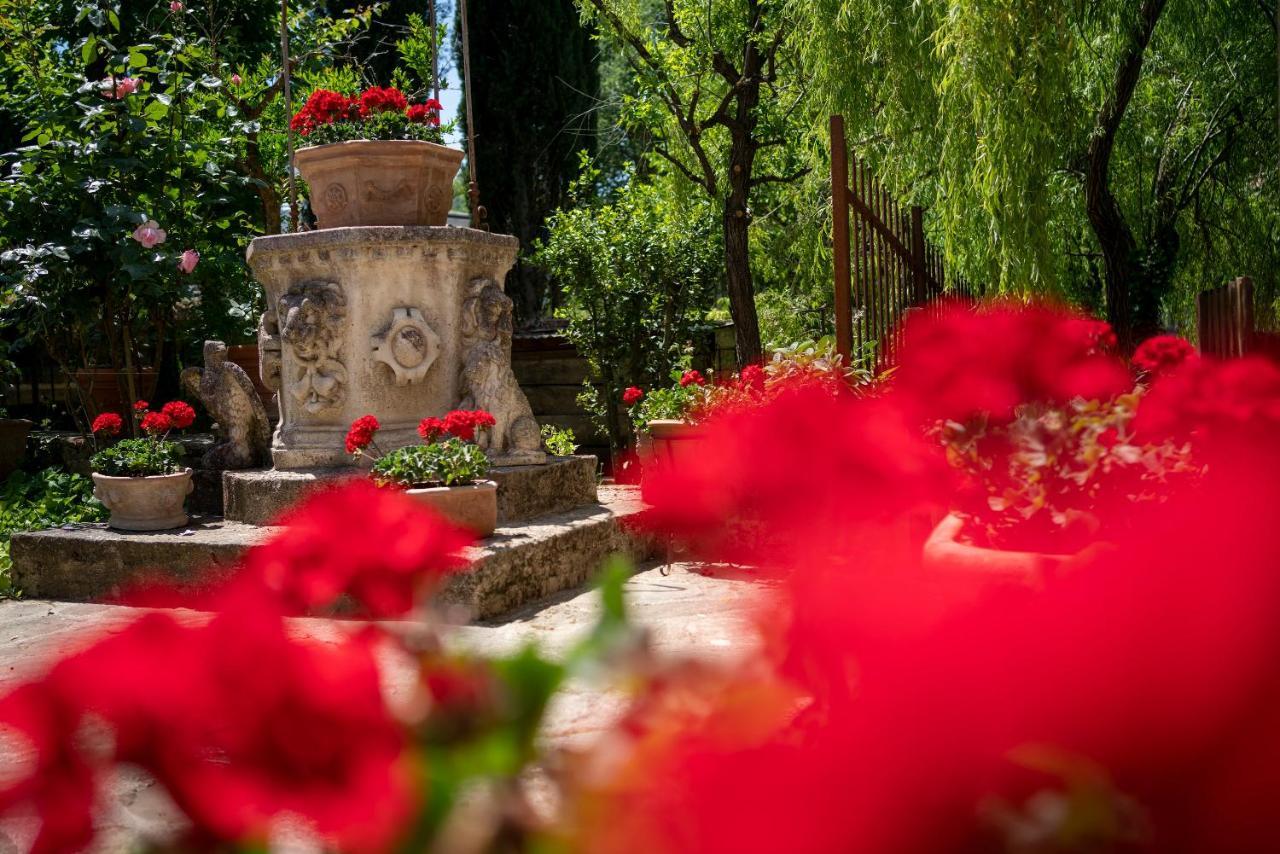 Agriturismo I Pietrini Perugia Bagian luar foto