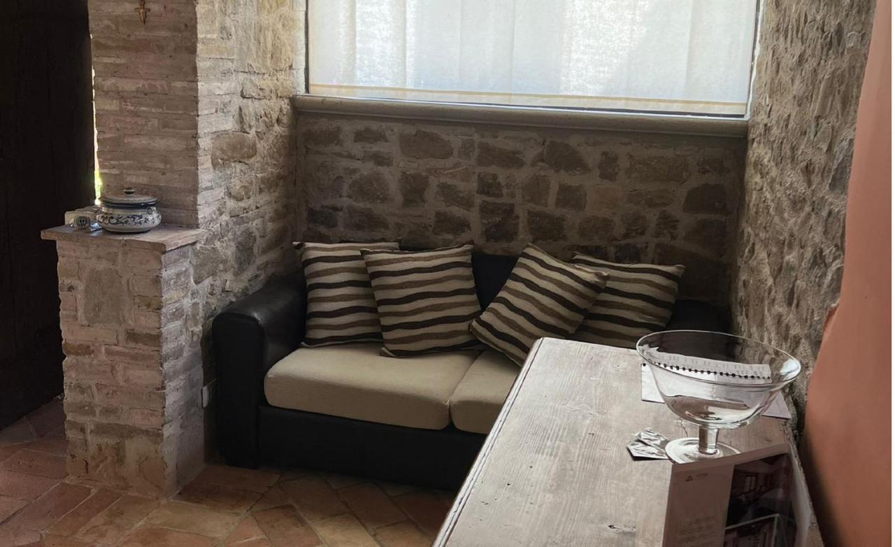 Agriturismo I Pietrini Perugia Bagian luar foto